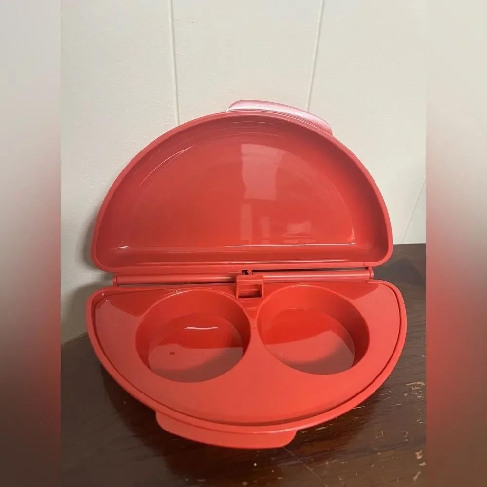 Unbranded set includes